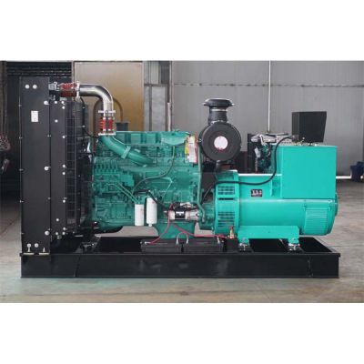 350kw东风康明斯柴油发电机组-东风康明斯6缸柴油机6ZTAA13-G2柴油发电机组,缸径/行程：130/163mm,柴油发电机组水冷发动机功率390KW,柴油发电机组配套马拉松斯坦福发电机。厂价直销欢迎选购：13773399855。