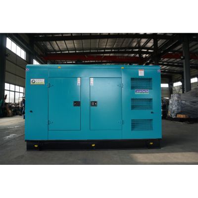 厂价直销广西50KW低噪音机器柴油发电机组,50KW低噪音发电机组功率15KW-2400KW,50KW低噪音股份柴油发电机组用柴油机根据国家排放标准分为国二排放和国三排放供选购,50KW低噪音发电机组工厂直供.