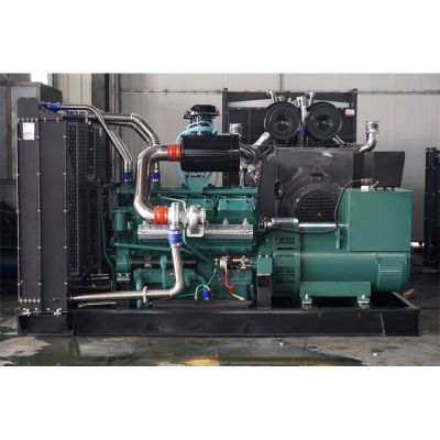 700kw南通股份柴油发电机组-南通股份12缸柴油机TC283LW64柴油发电机组,缸径/行程：138/158mm,柴油发电机组水冷发动机功率704KW,柴油发电机组配套马拉松斯坦福发电机。厂价直销欢迎选购：13773399855。
